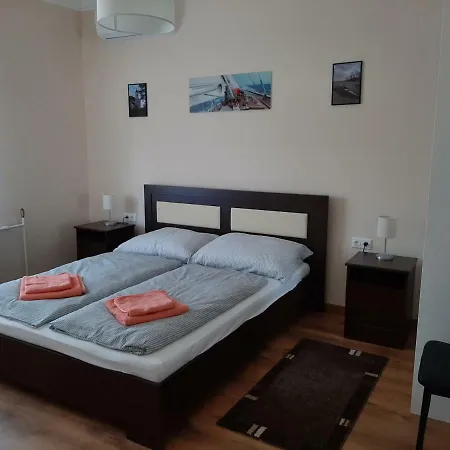 Pelso Apartmanhaz Apartment *